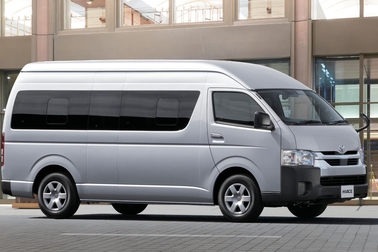 COMMUTER・2WD・2800ディーゼル・GL